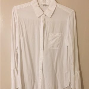 Beach Lunch Lounge white shirt with ruffle sleeves
